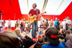 Kidsplein I Kinderopening Vierdaagsefeesten: Spring, spring, springen! (6+)