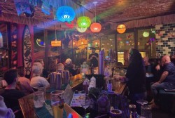 Comedy Nijmegen foto liggend.jpg