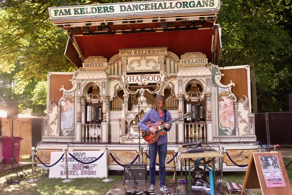 Bram Stadhouders The Big Barrel Organ