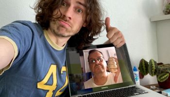 Podcast (English): Steve Dix vs. The Hitchhiker's Guide to the Galaxy // Thumb Wrestling 42