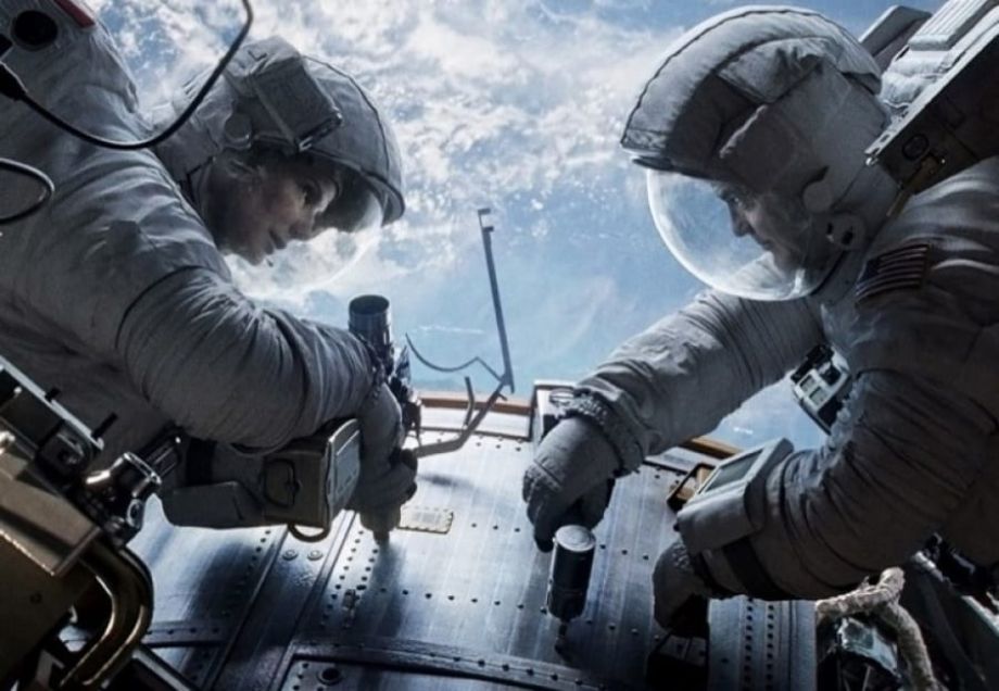 Young bezoekt de film Gravity 3D