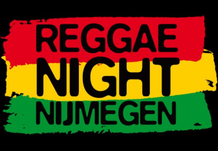 Young (12-18) deint mee tijdens Reggae Night