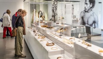 Versieren met sieraden