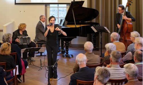 Een nieuwjaarsconcert dat ademt, beweegt en verbindt met pianist Sebastiaan Oosthout