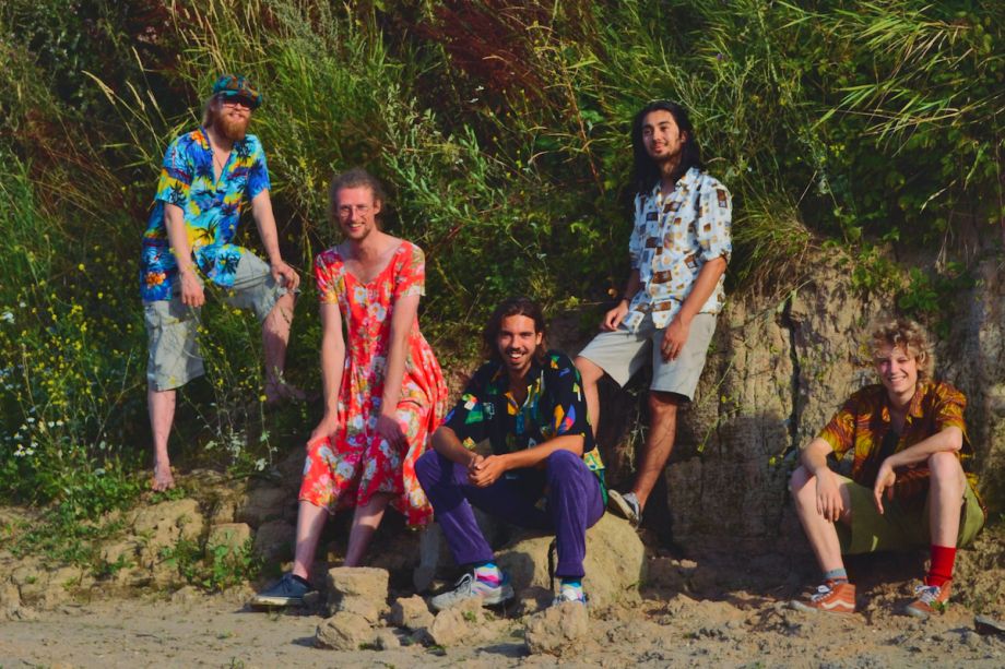 De muzikale inspiratie van Cosmic Cloud People